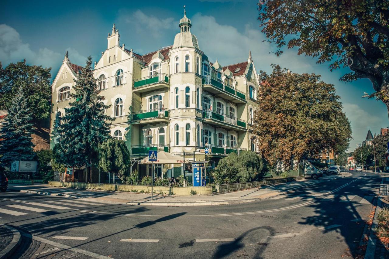 Dom Zdrojowy Amber Hotel Świnoujście Exterior foto